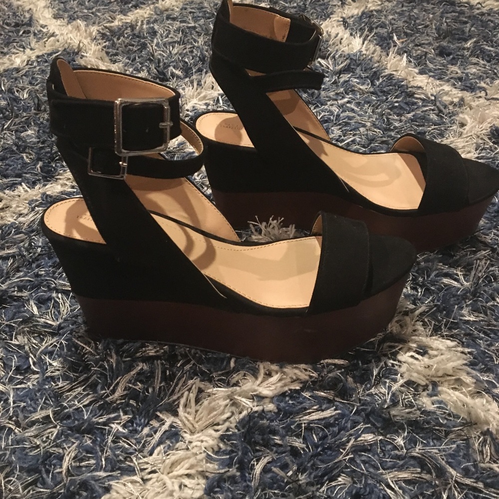 Platform wedge sandals Zara